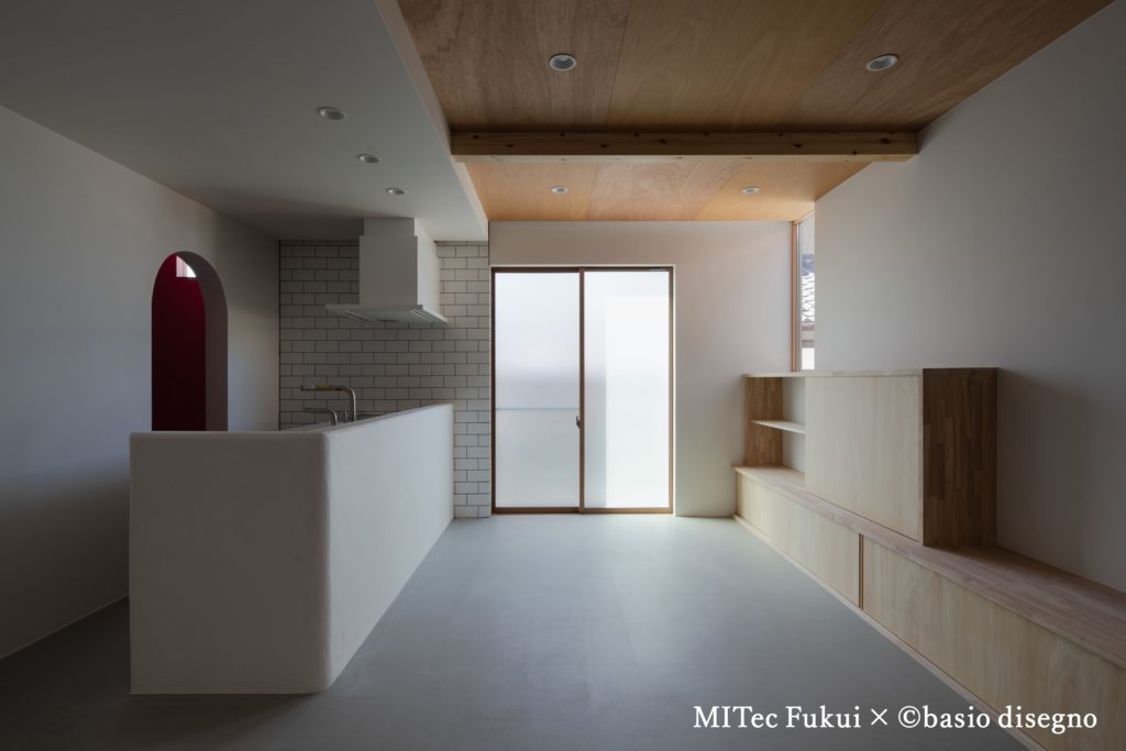 20250906house_thumbnail